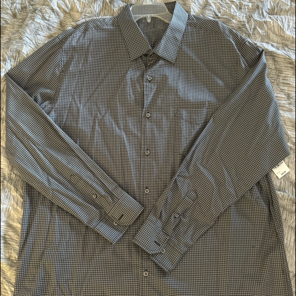 Men’s collared shirt- button down